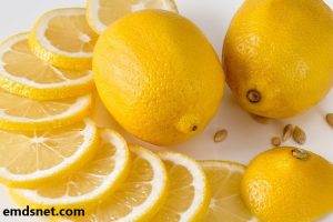 Manfaat Air Lemon Hangat Untuk Kesehatan Pagi Hari